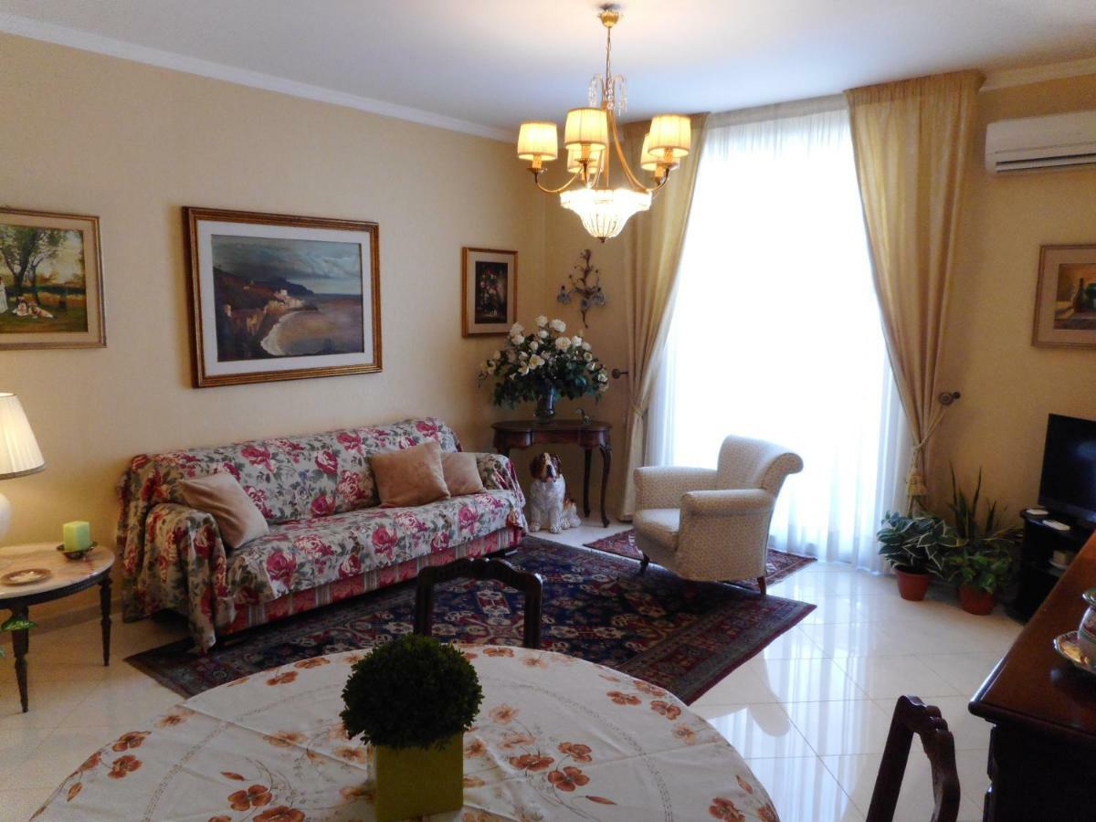 Apartmán Adalgisa House CTA Exteriér fotografie